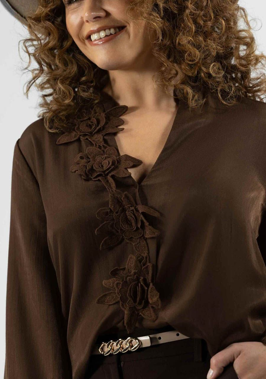 LABEL DOT BLOUSE