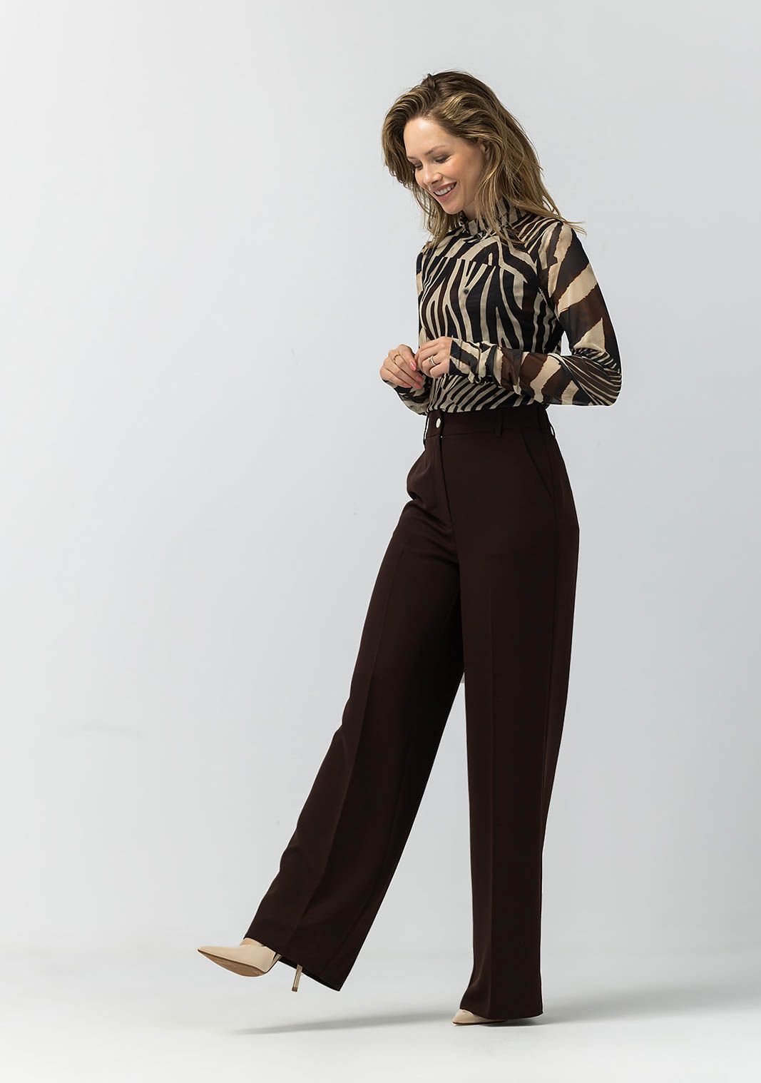 LABEL DOT BLOUSE