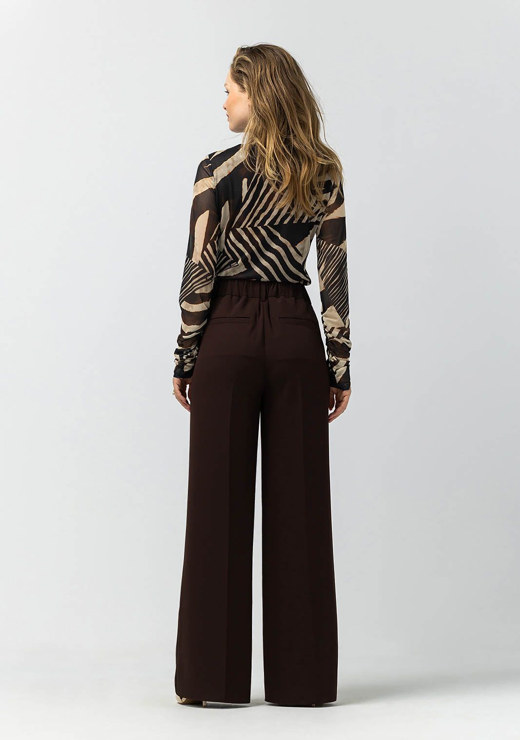 LABEL DOT WIJDE PANTALON