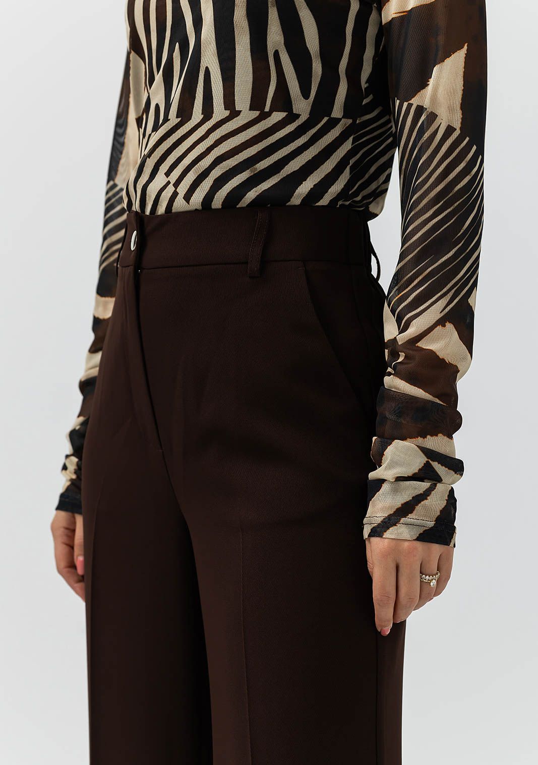 LABEL DOT WIJDE PANTALON