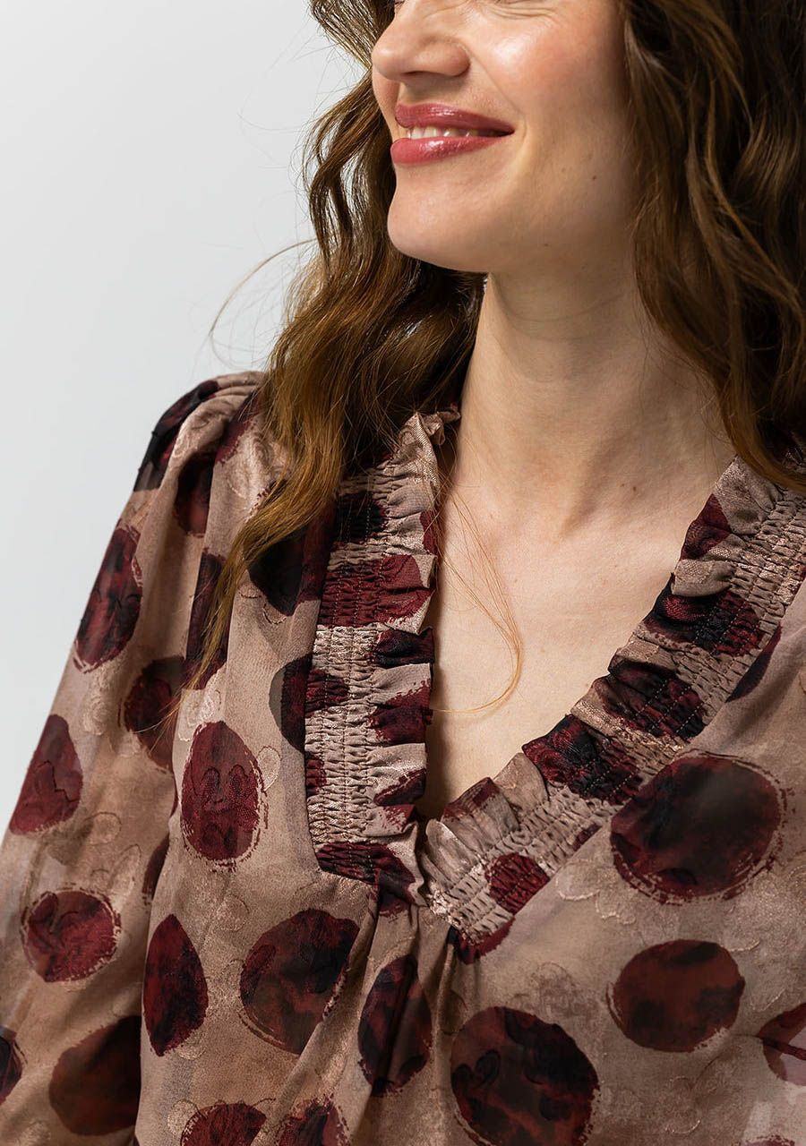 LABEL DOT BLOUSE