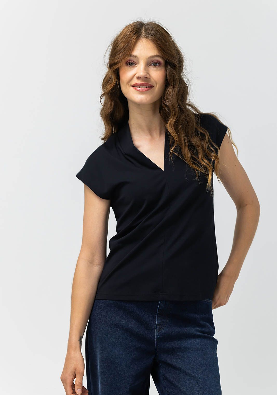 LABEL DOT SHIRT