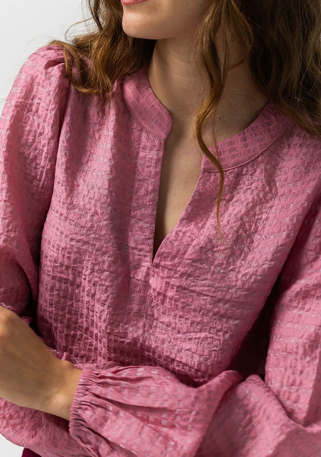 LABEL DOT BLOUSE