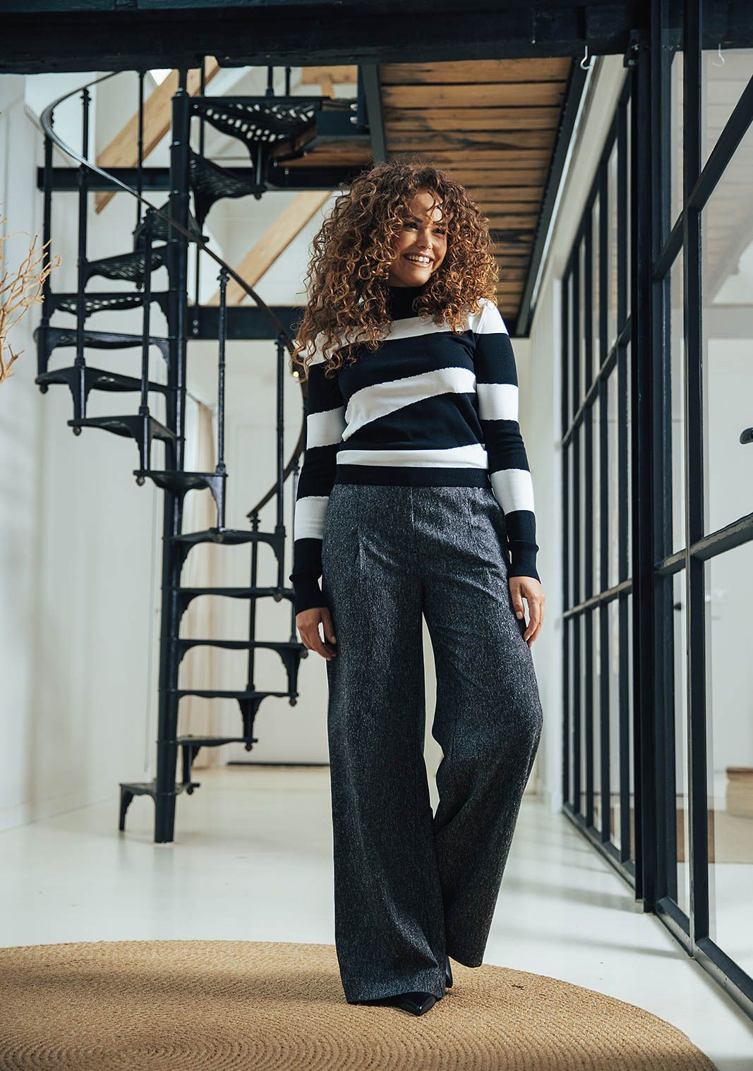 LABEL DOT WIJDE PANTALON