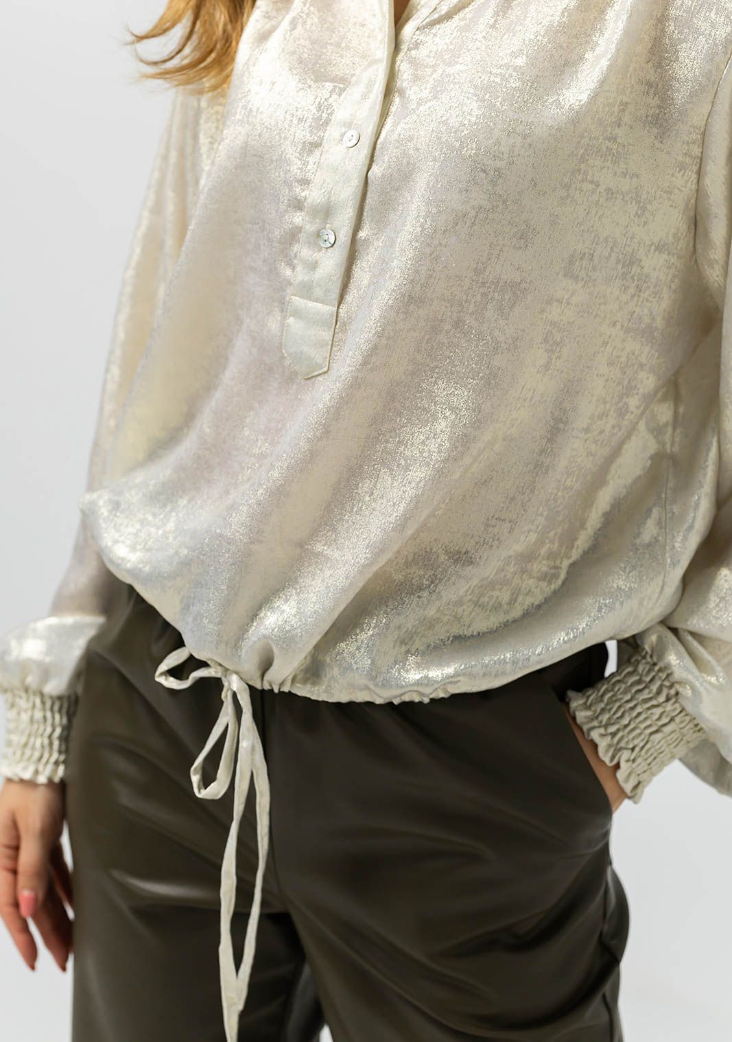 LABEL DOT BLOUSE