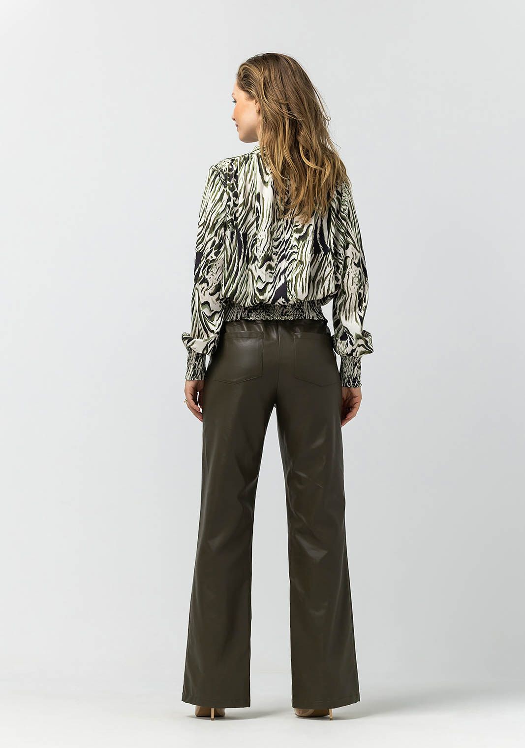 LABEL DOT BLOUSE