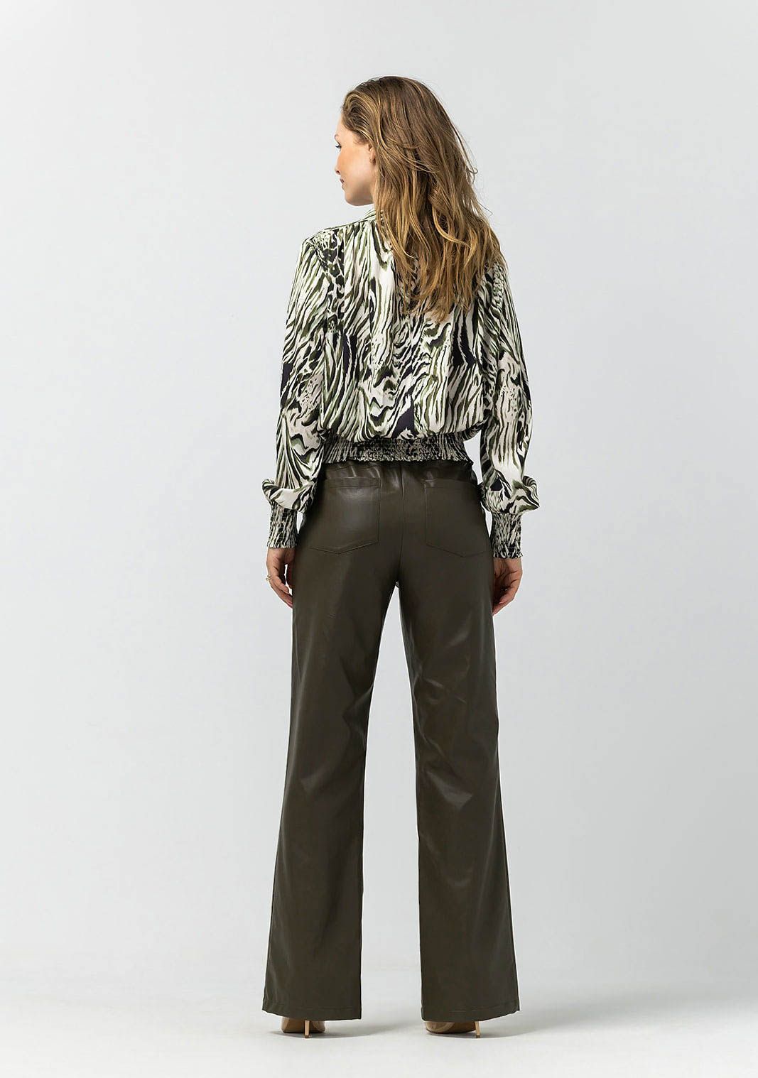 LABEL DOT WIJDE PANTALON