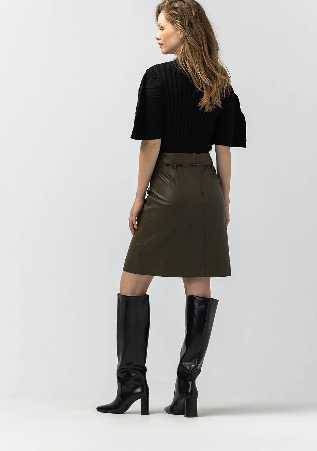 LABEL DOT KORTE ROK