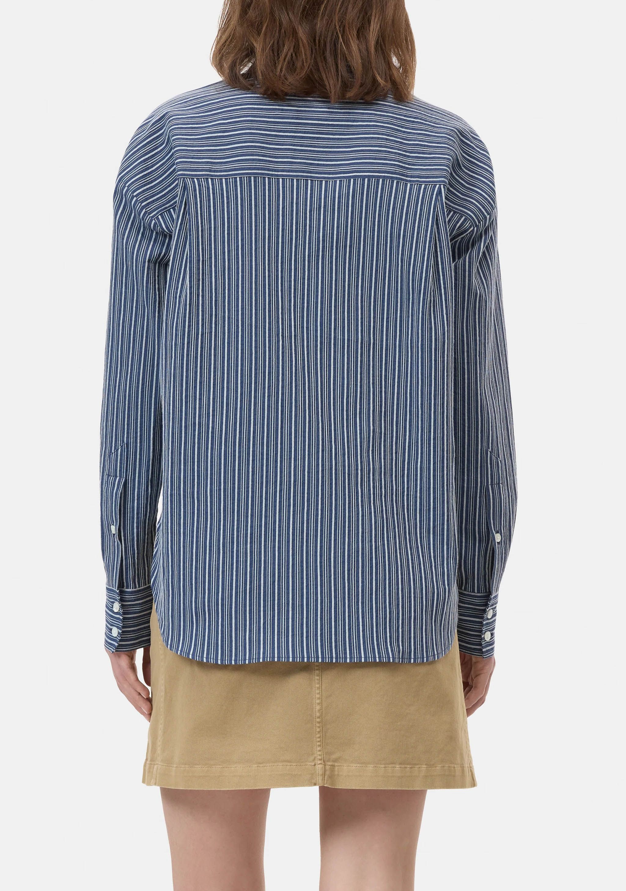 CLOSED BLOUSE