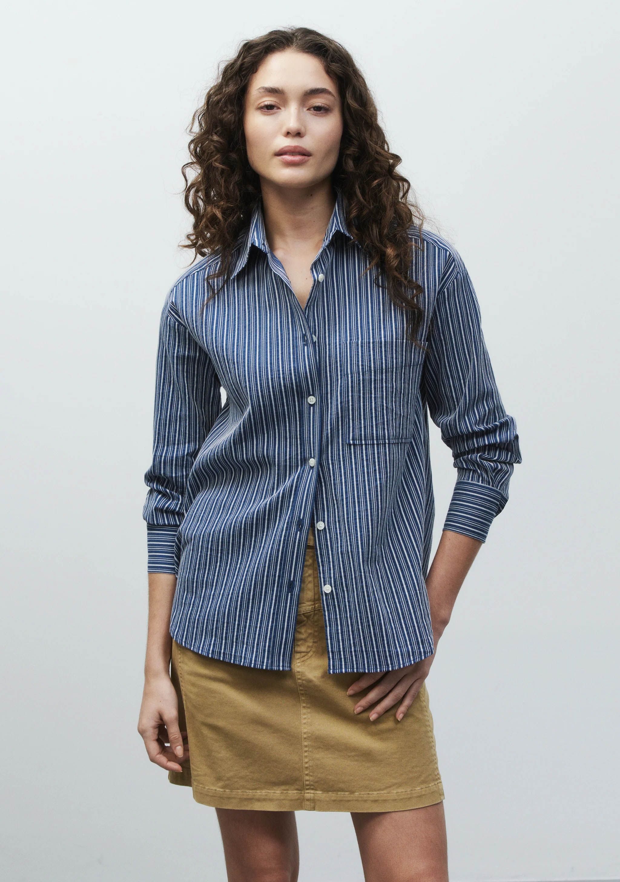 CLOSED BLOUSE