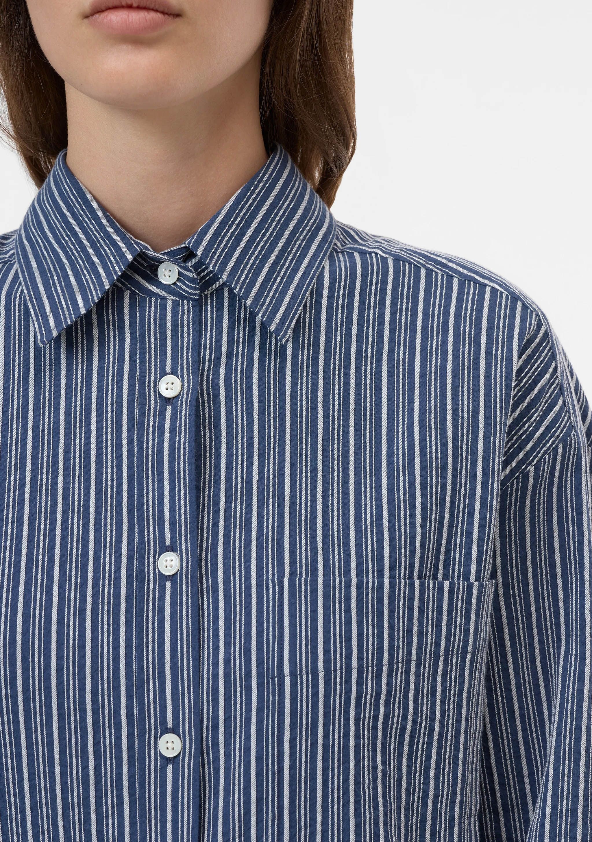 CLOSED BLOUSE