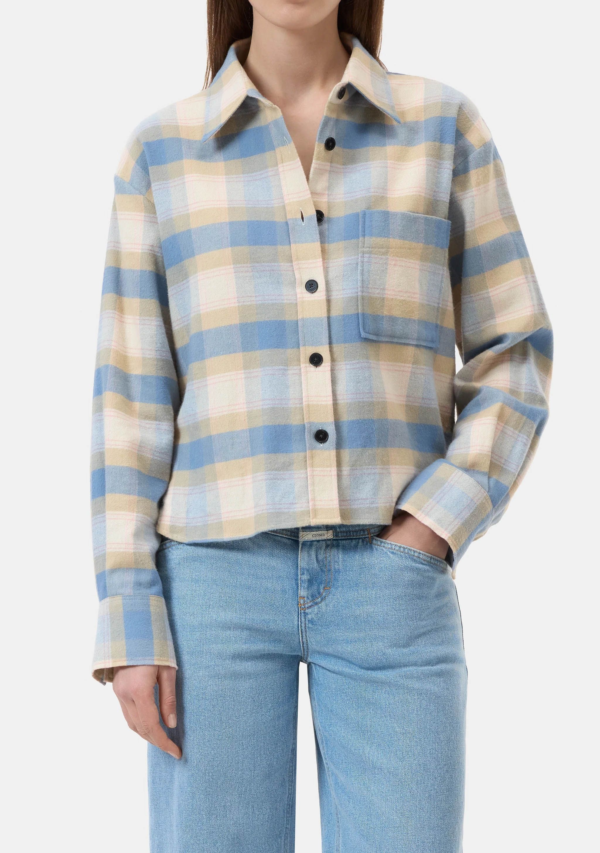 CLOSED BLOUSE