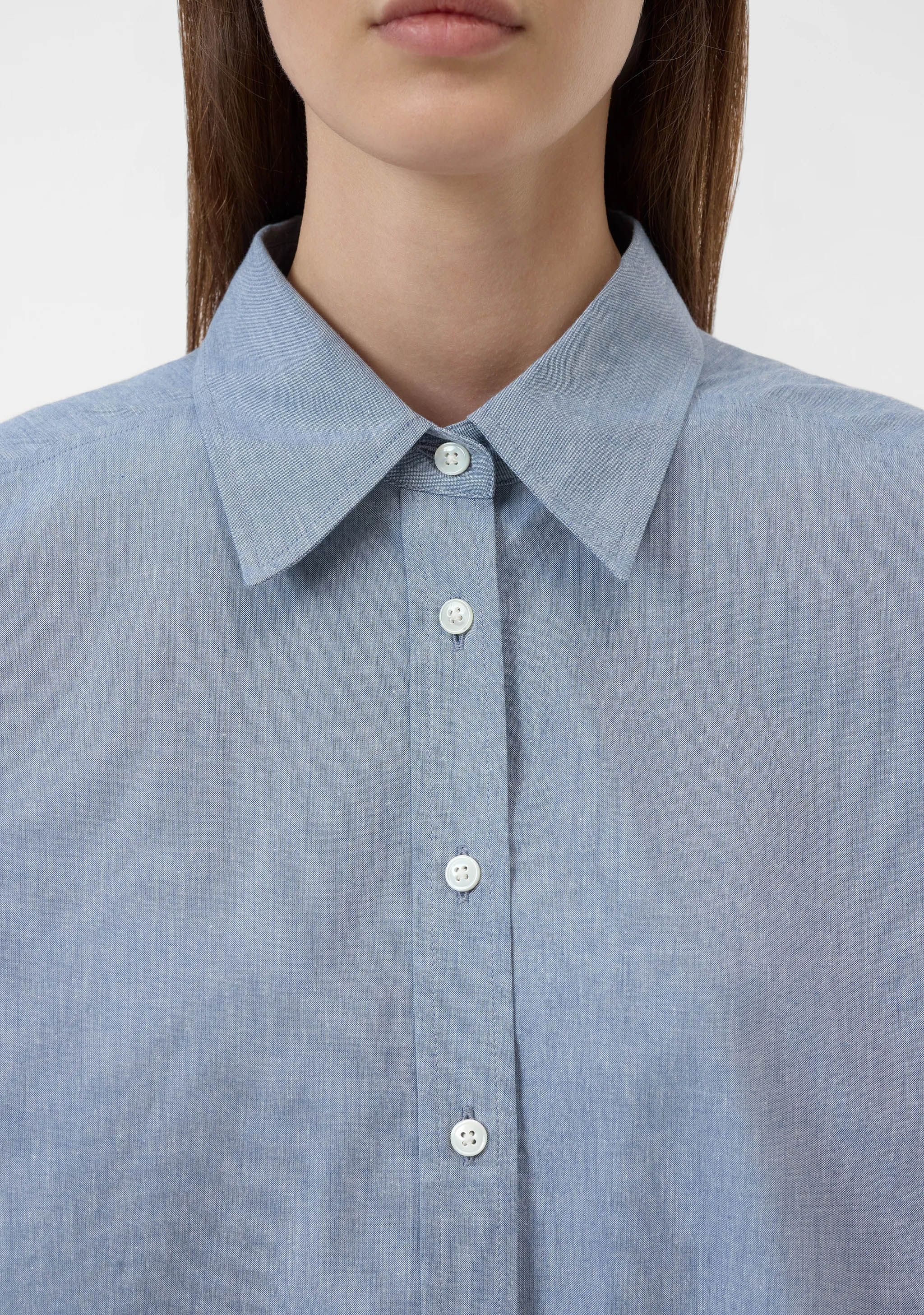 CLOSED BLOUSE