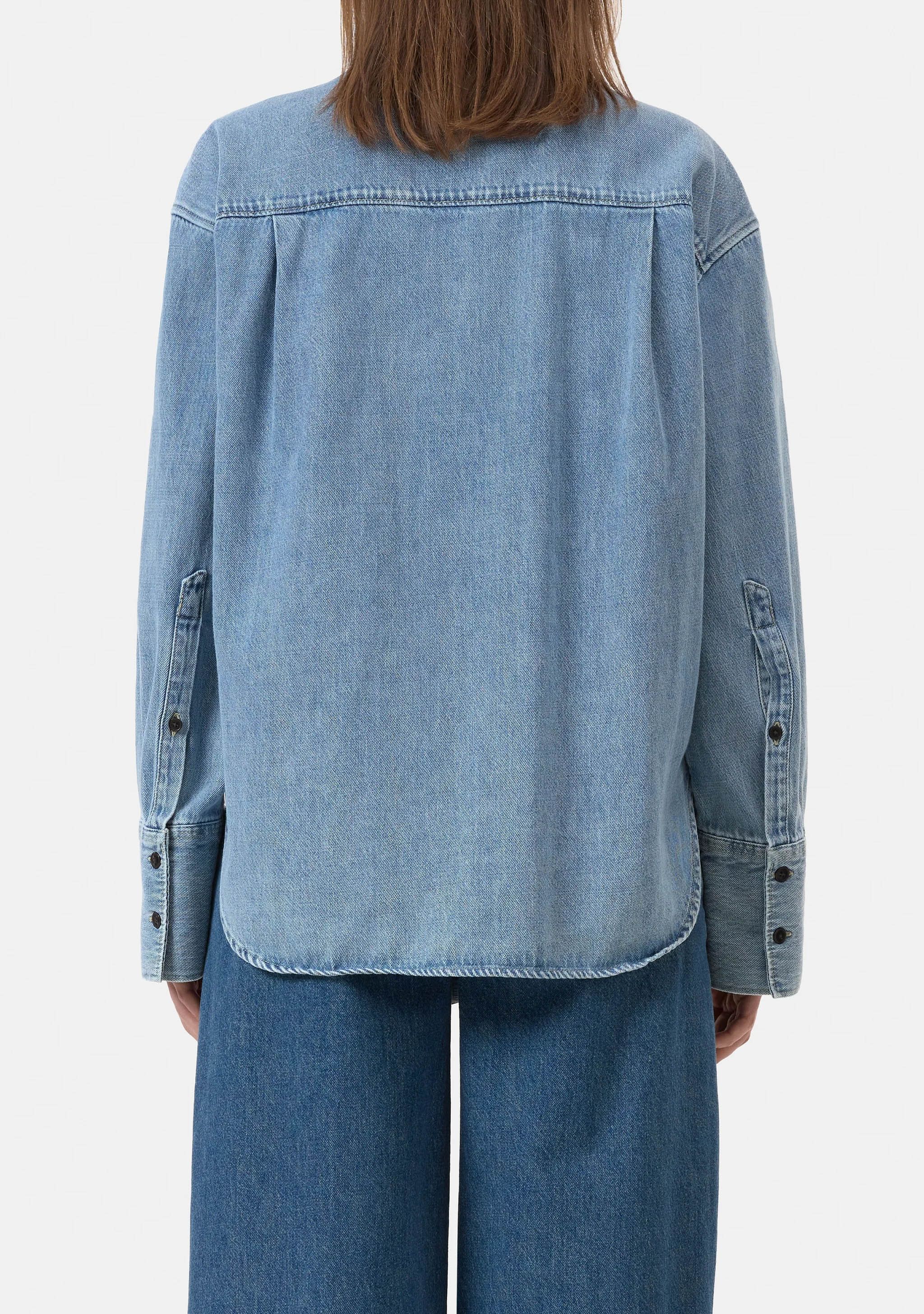 CLOSED BLOUSE