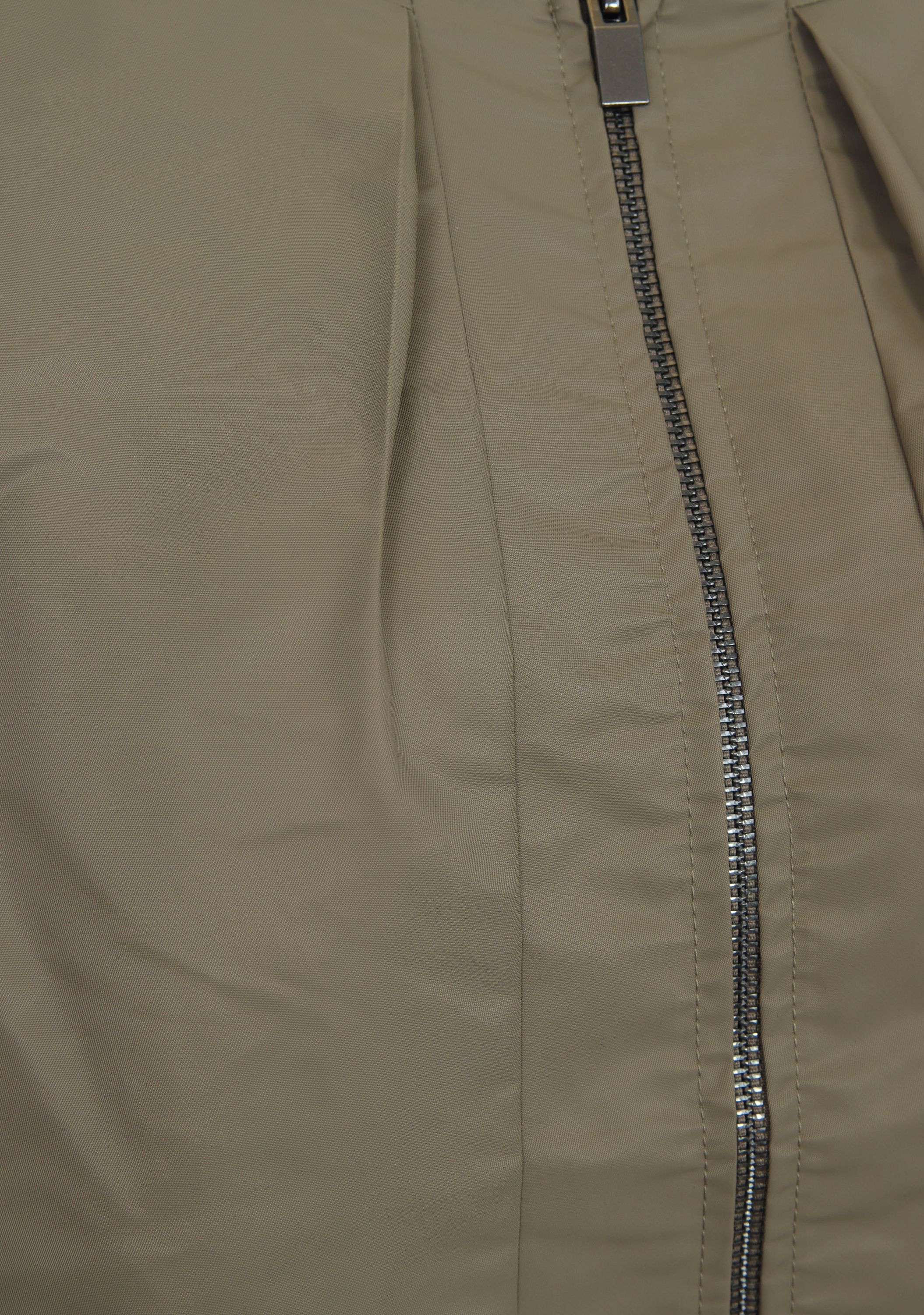 WITH BLACK BODYWARMER