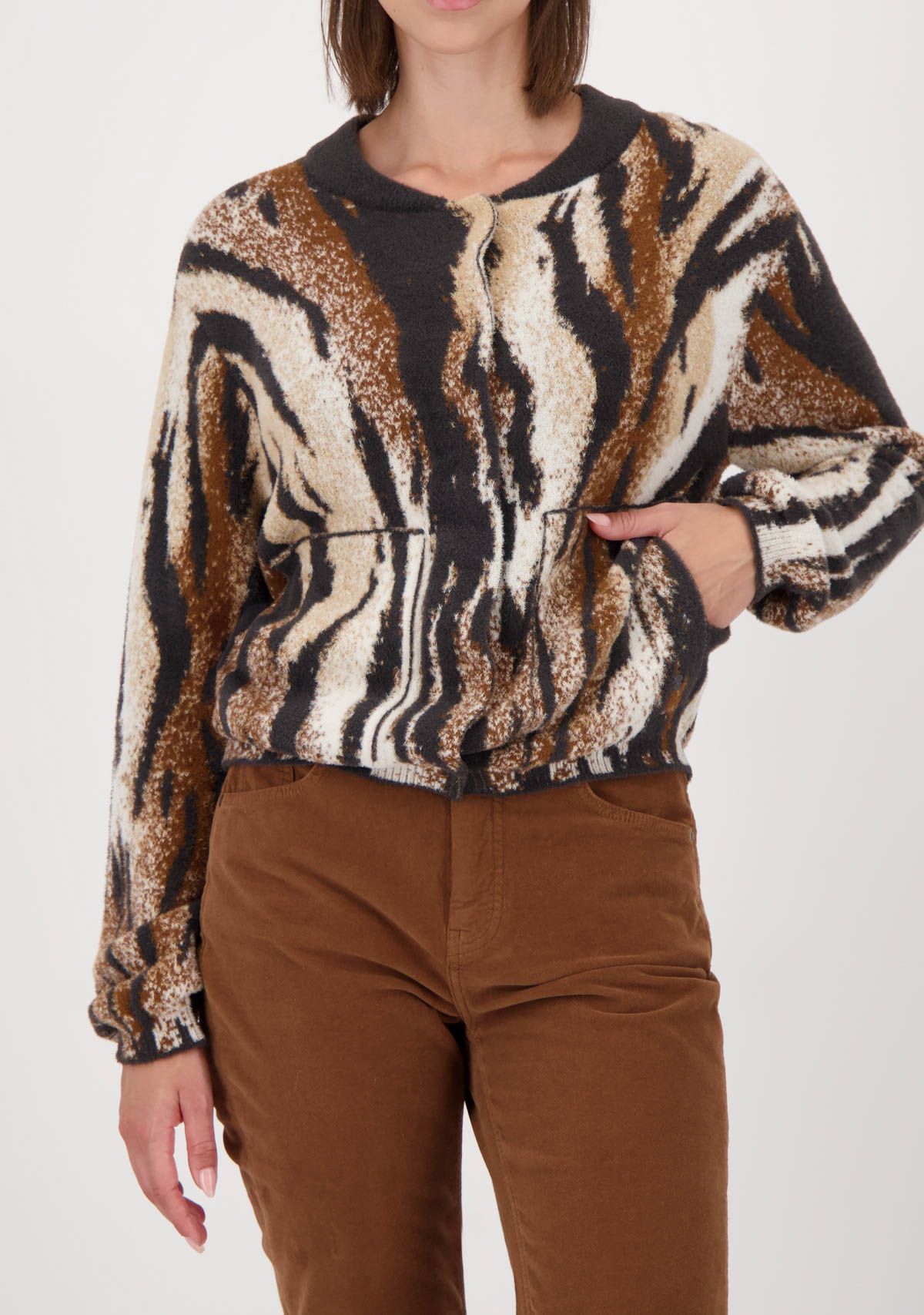 MONARI VEST