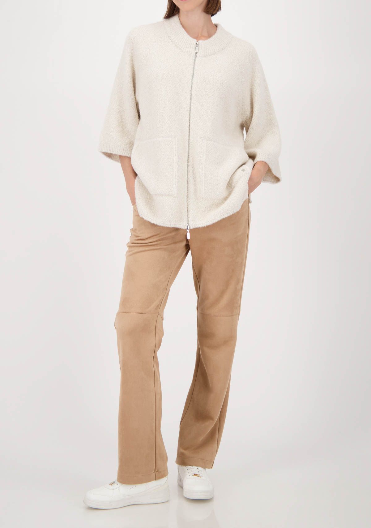 MONARI VEST