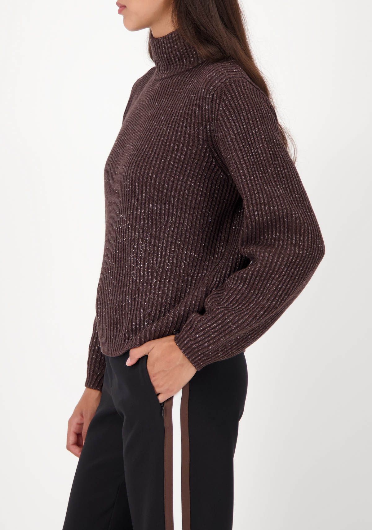 MONARI COLTRUI MONARI COLTRUI