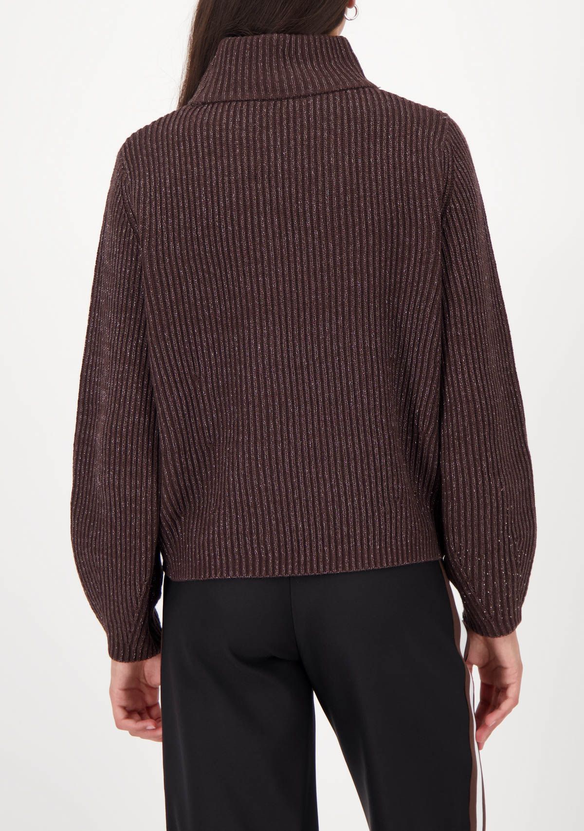 MONARI COLTRUI MONARI COLTRUI