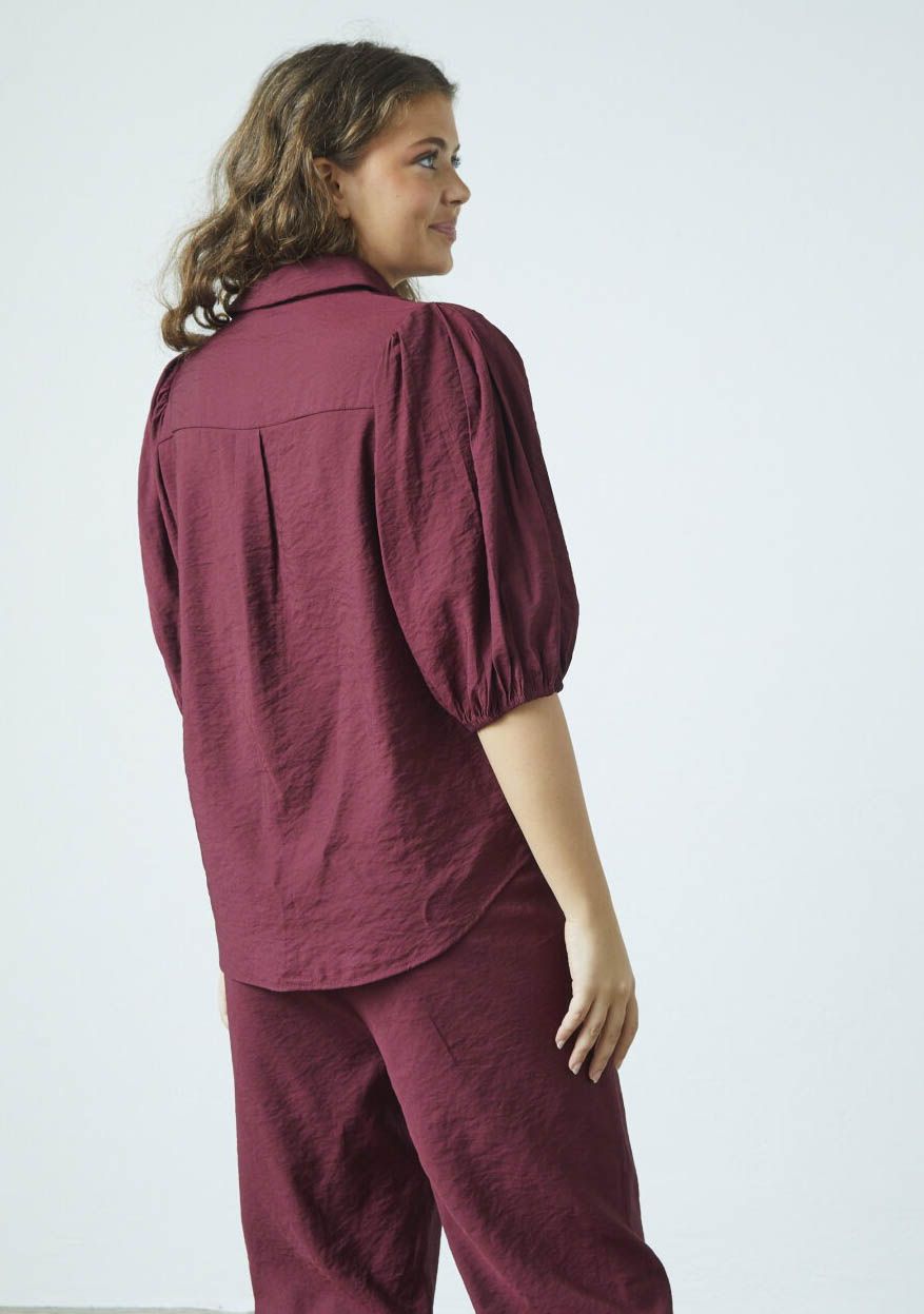 SISTERS POINT BLOUSE