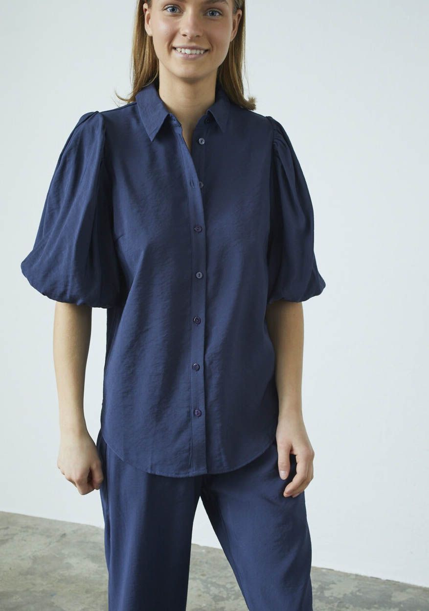 SISTERS POINT BLOUSE
