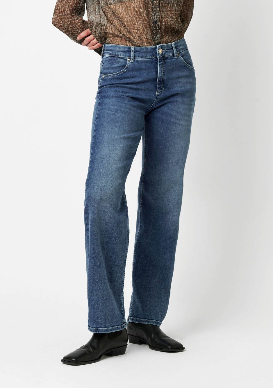 TONI JEANS