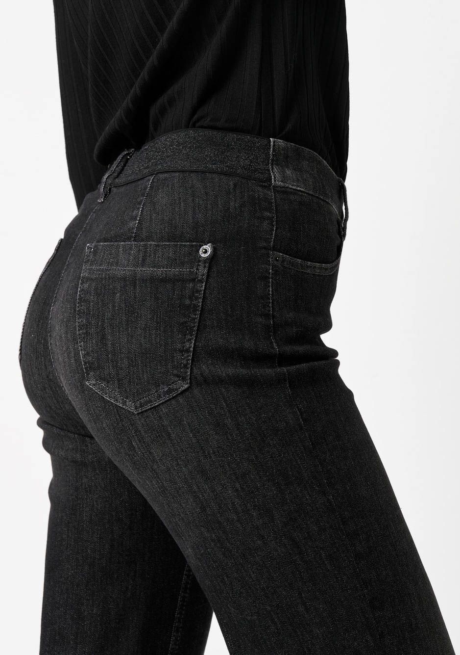 TONI JEANS