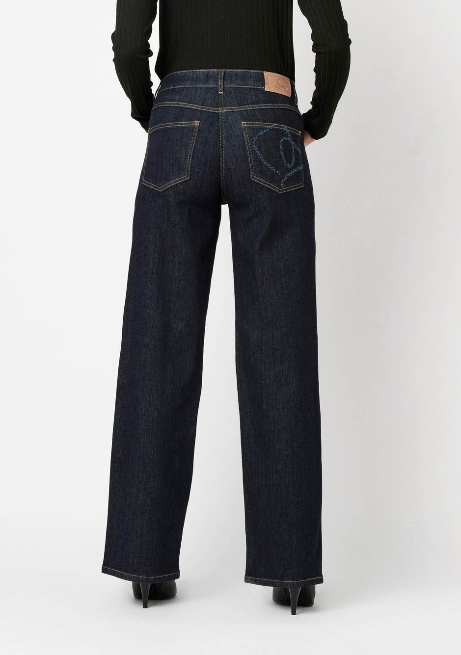 TONI JEANS