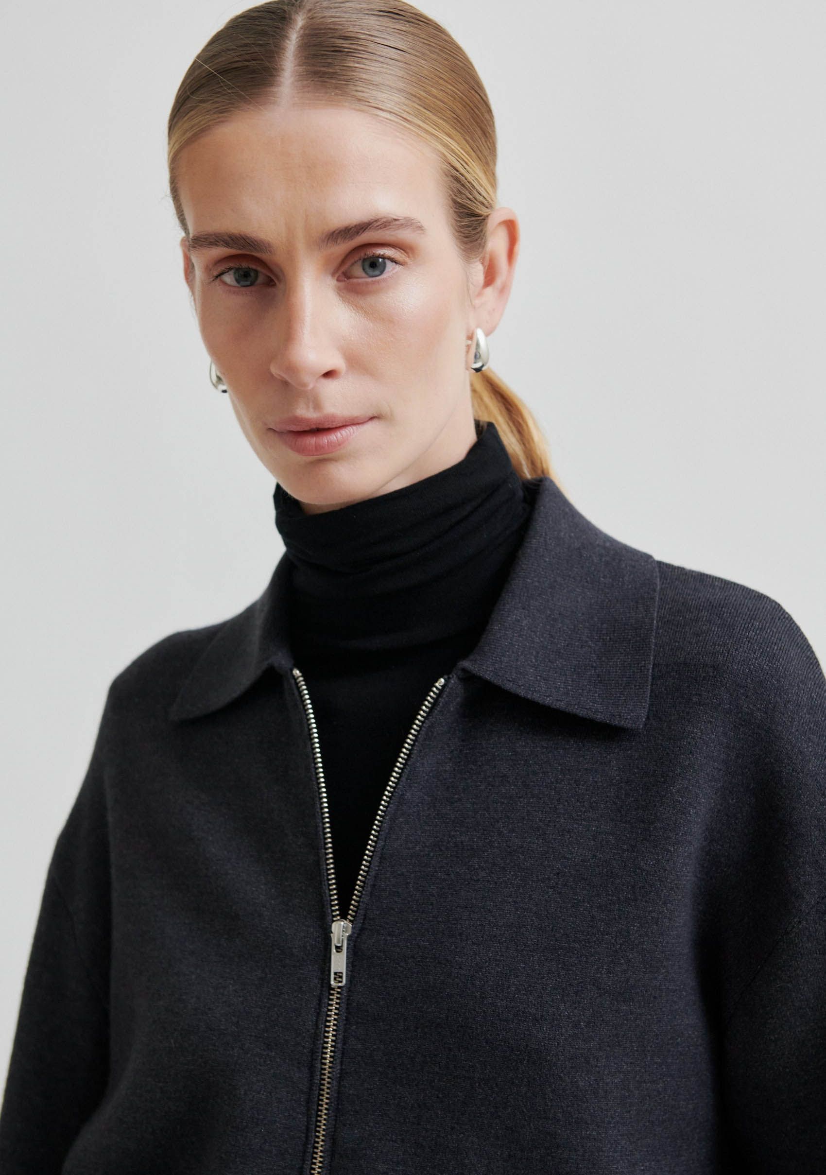 SECOND FEMALE VEST