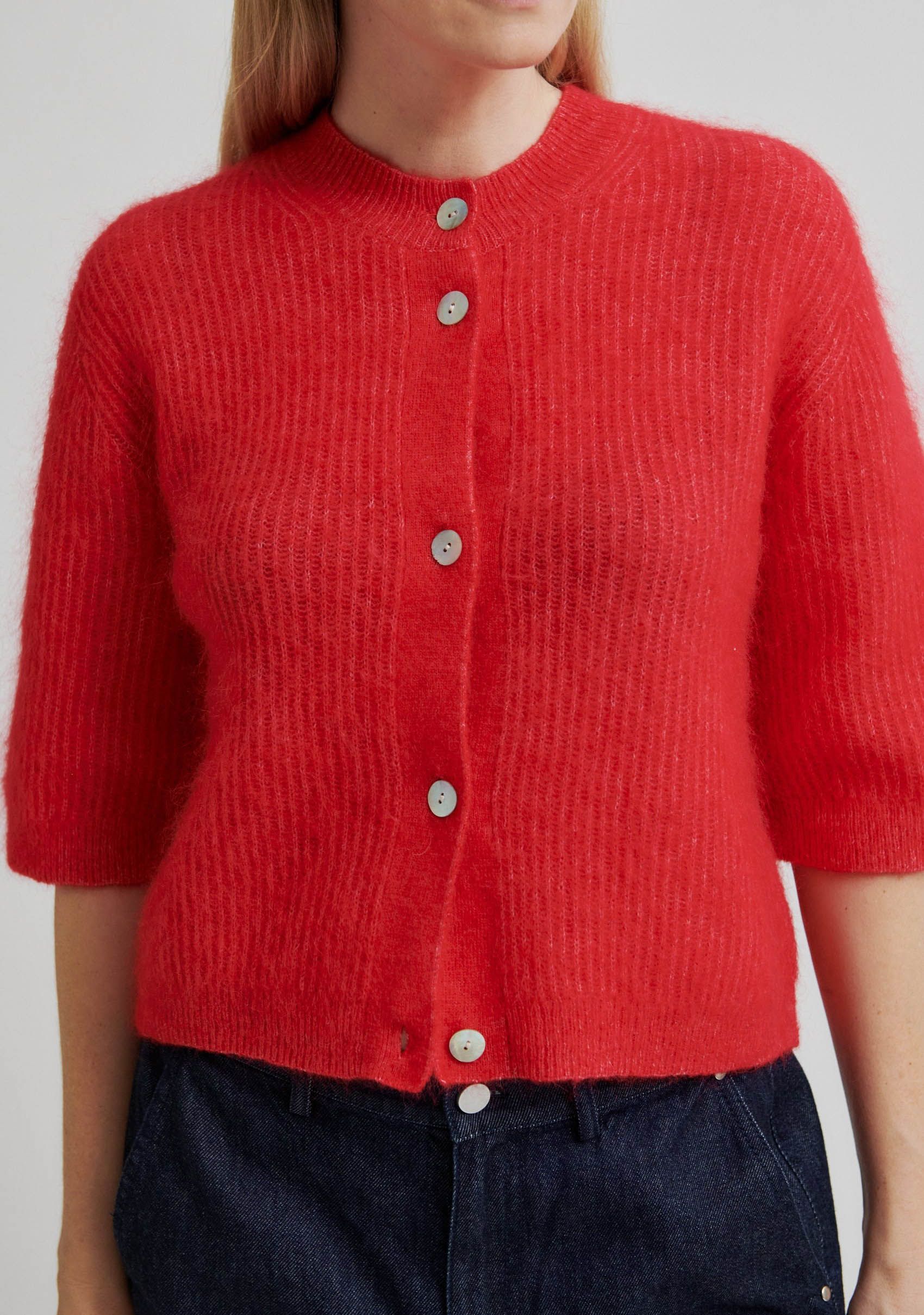 SECOND FEMALE VEST