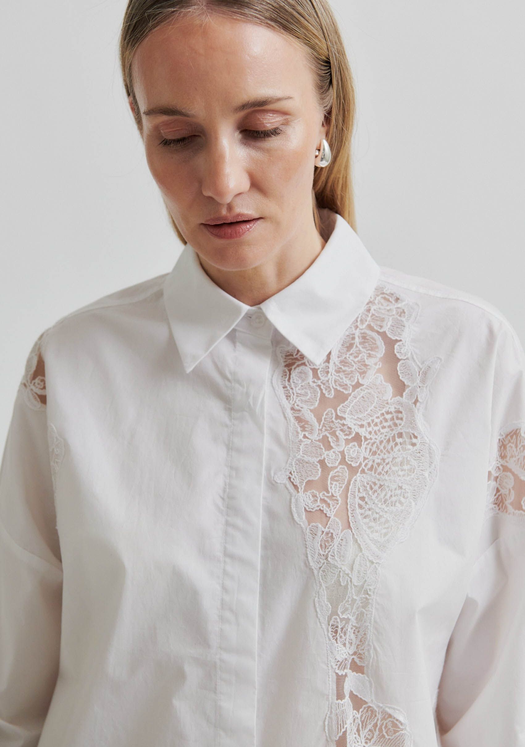 SECOND FEMALE BLOUSE