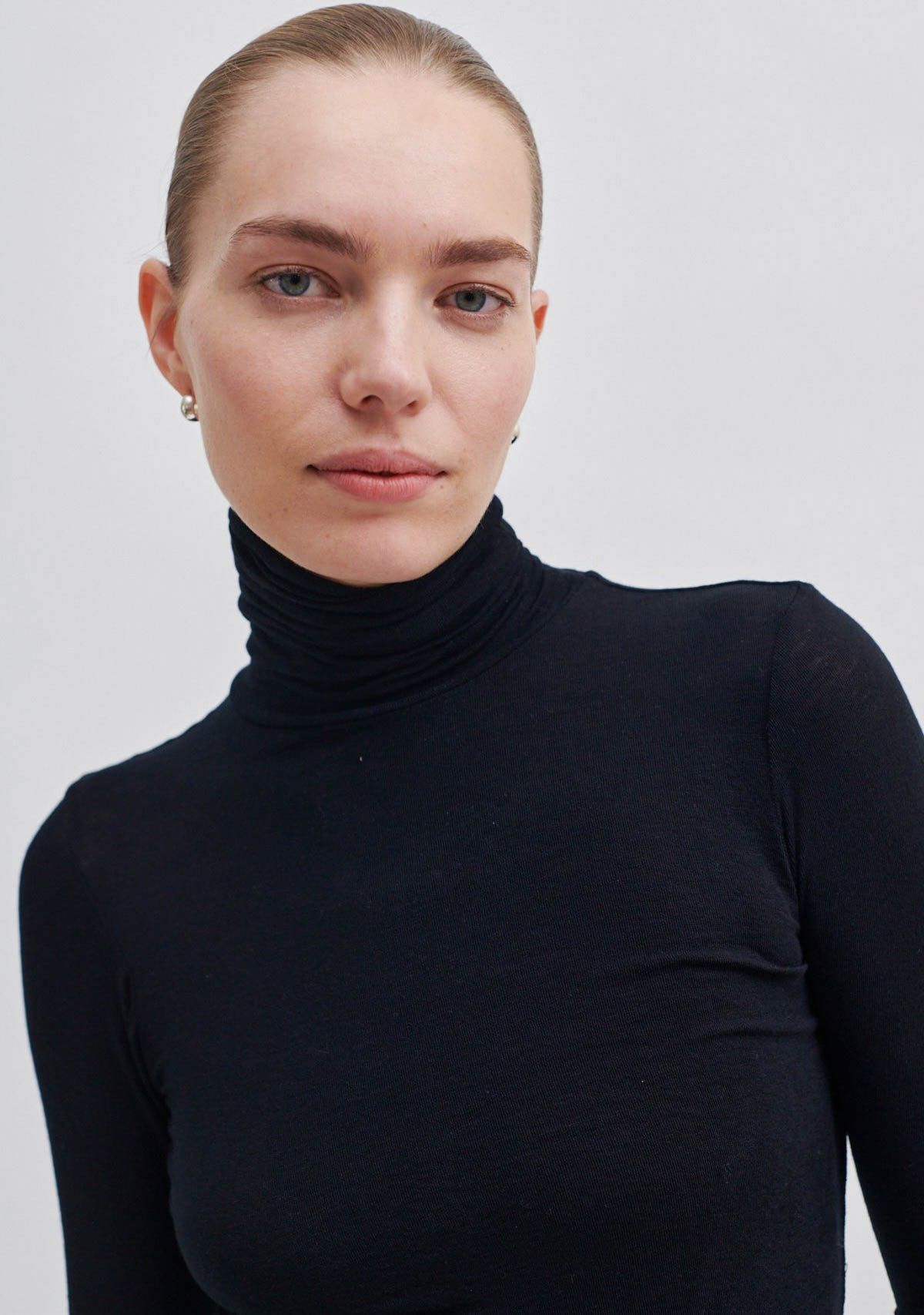 SECOND FEMALE SHIRT