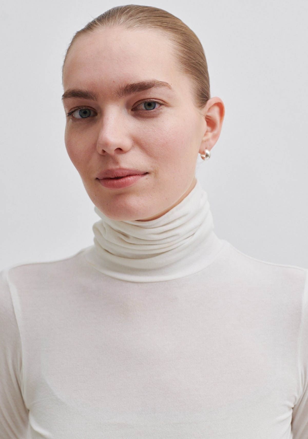 SECOND FEMALE SHIRT