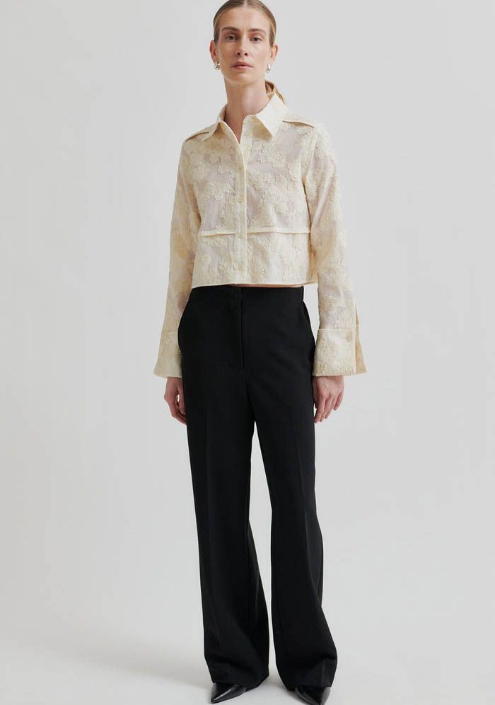 SECOND FEMALE BLOUSE
