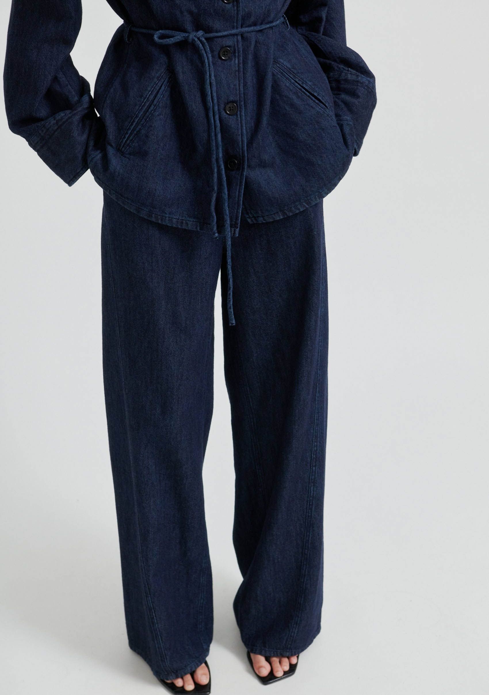 SECOND FEMALE JEANS