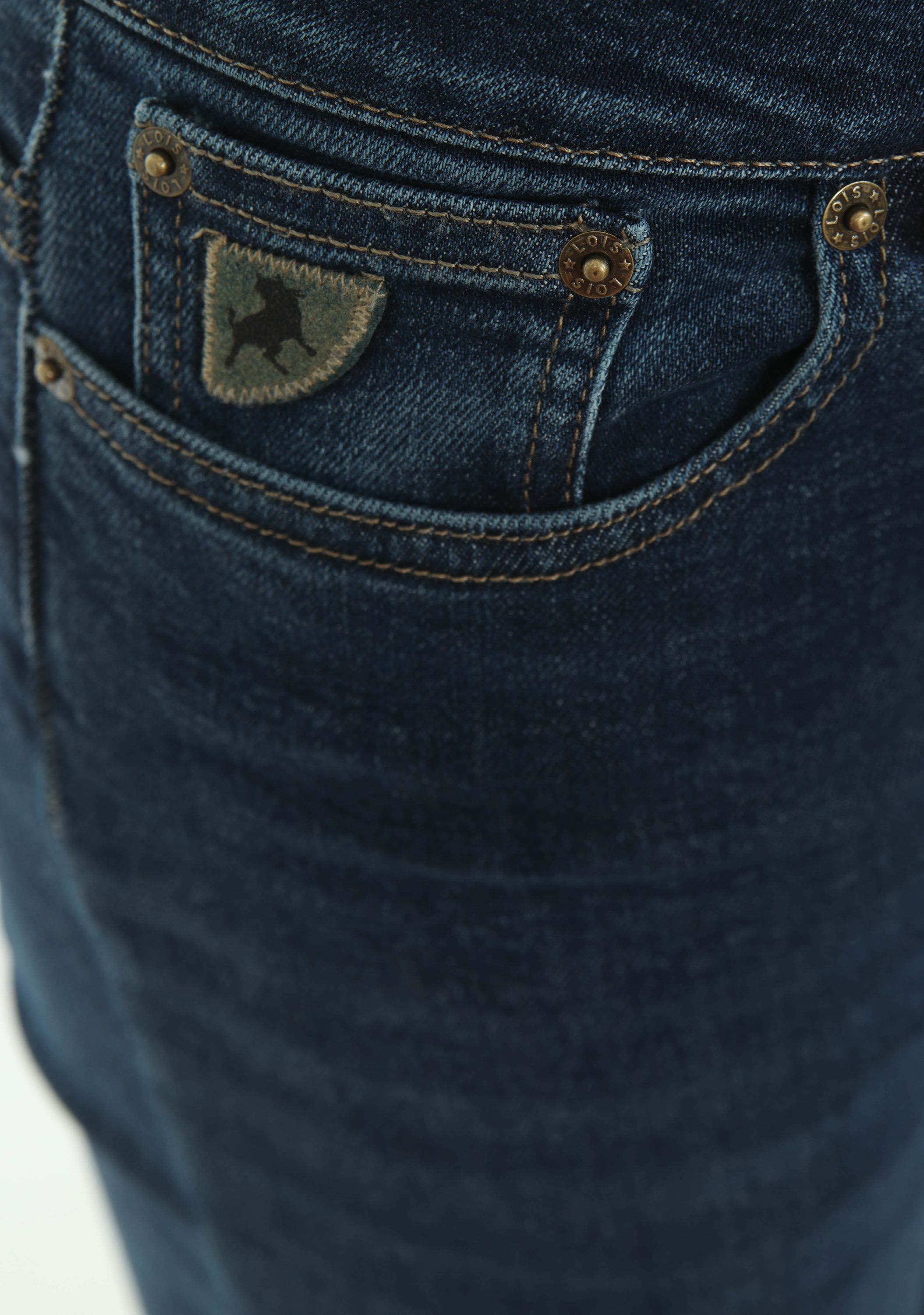 LOIS JEANS