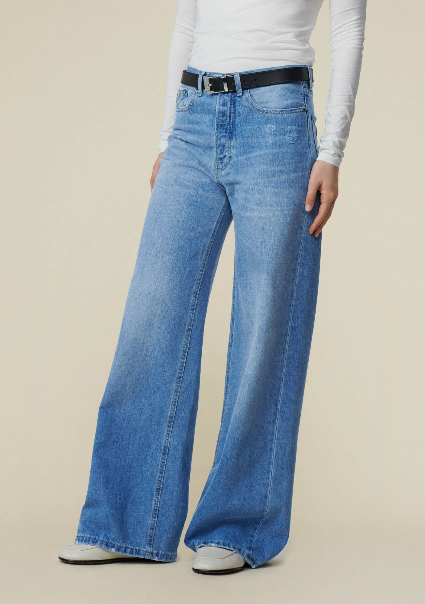 LOIS JEANS