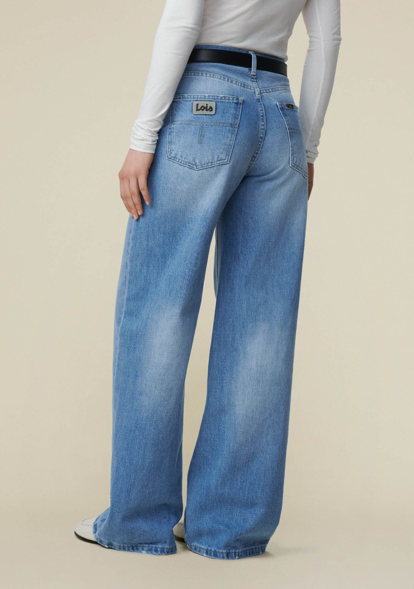 LOIS JEANS