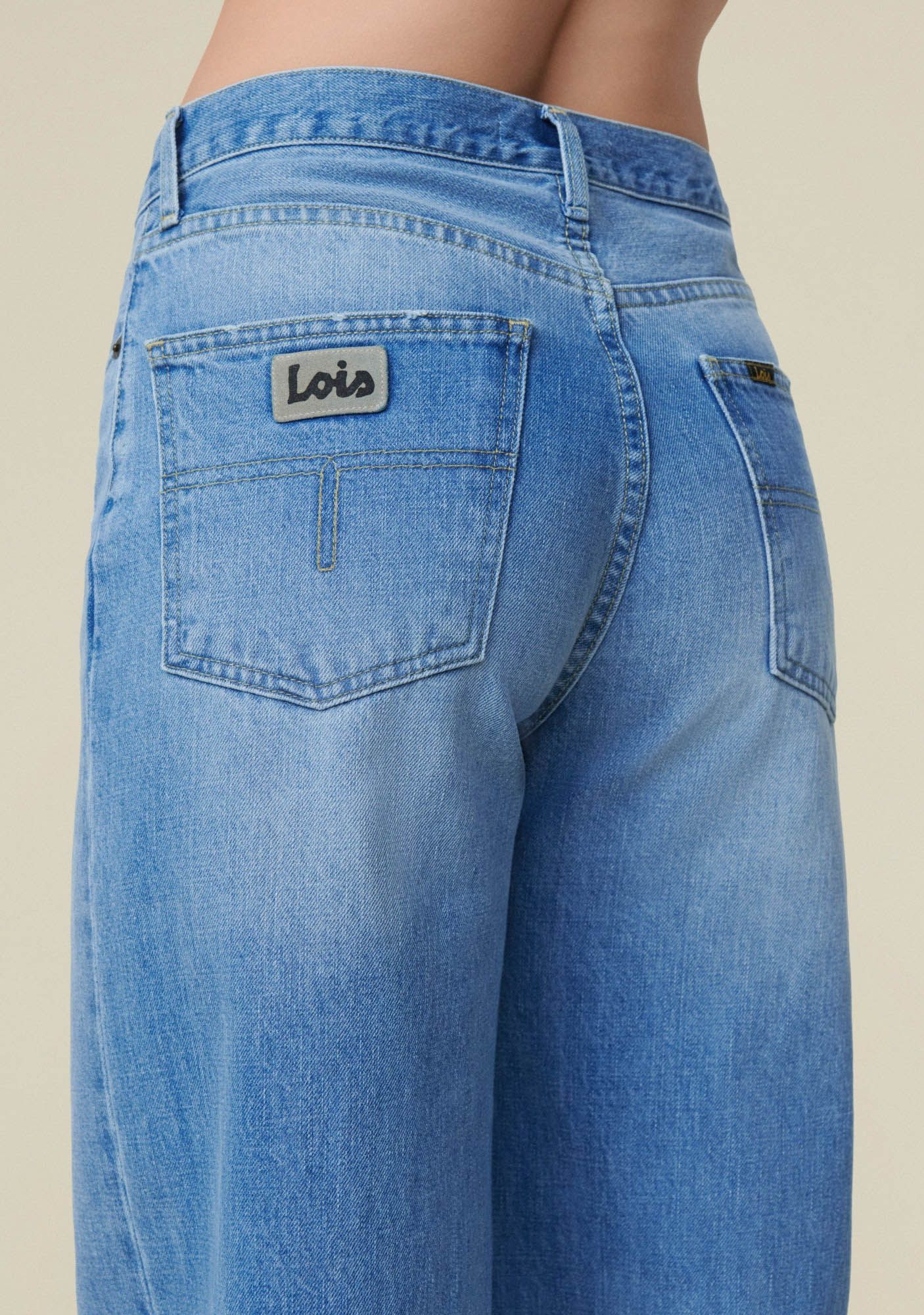 LOIS JEANS
