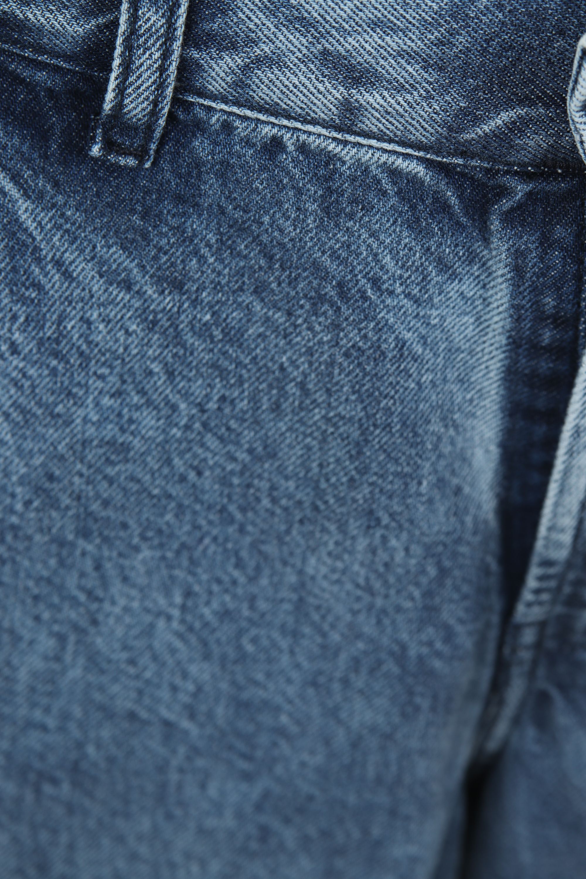 LOIS JEANS
