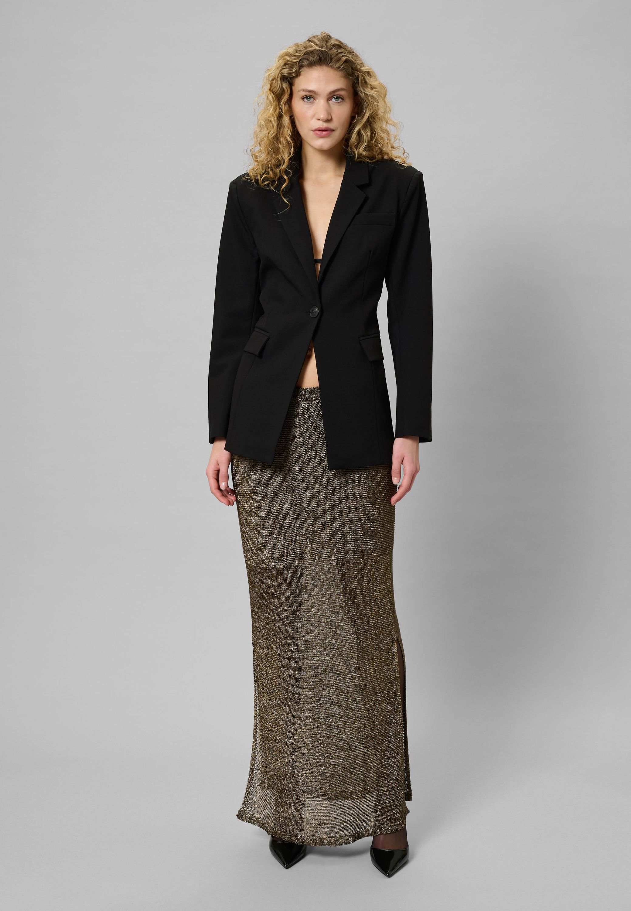 MY ESSENTIAL WARDROBE BLAZER