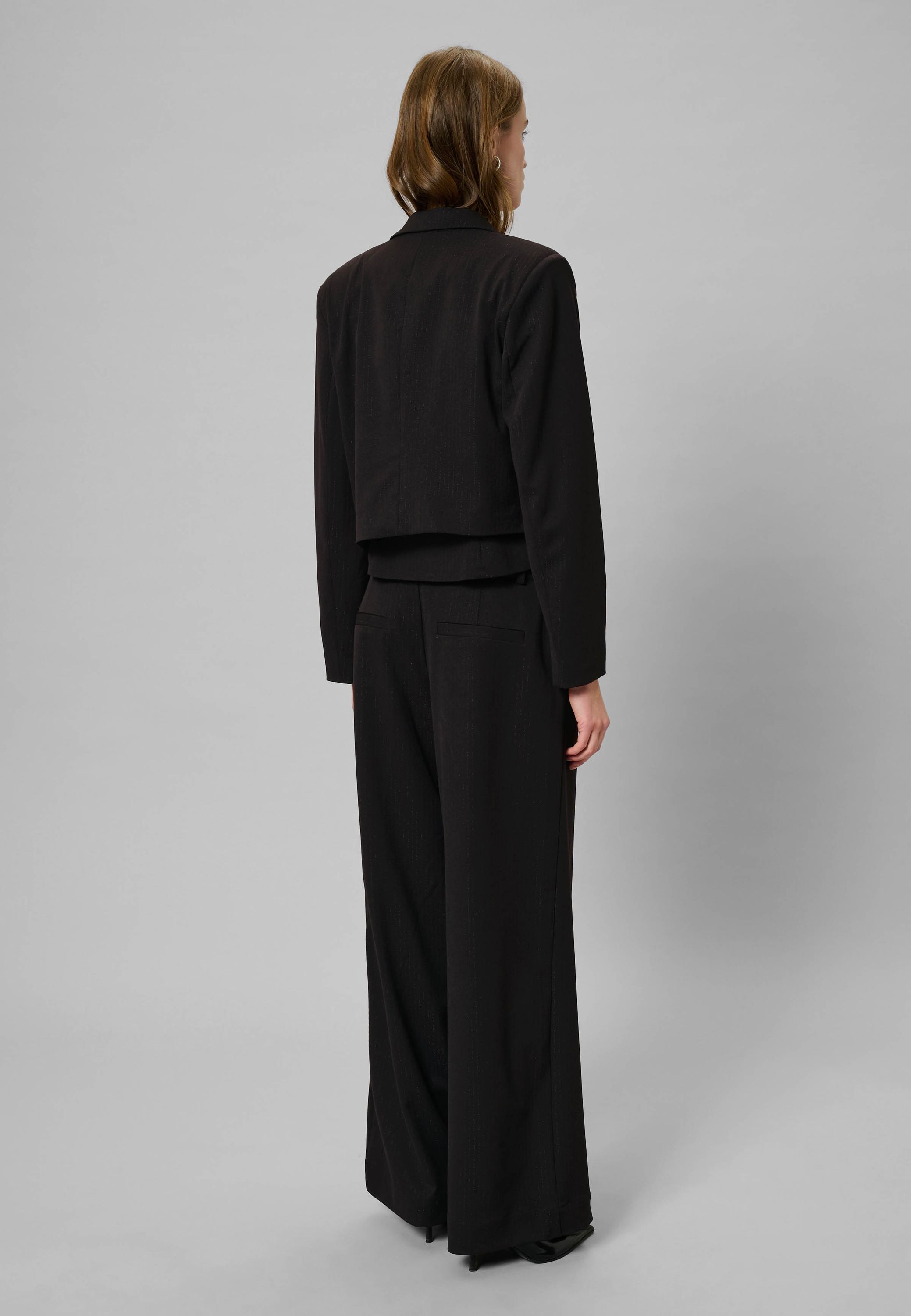 MY ESSENTIAL WARDROBE BLAZER