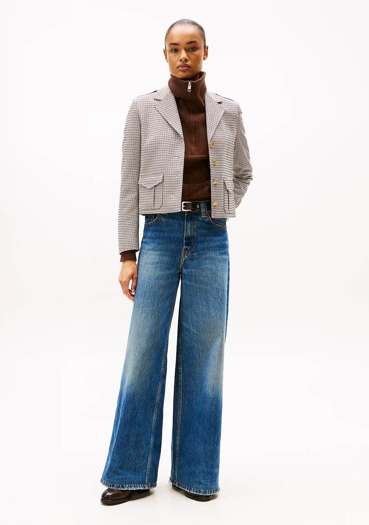 TOMMY HILFIGER JEANS
