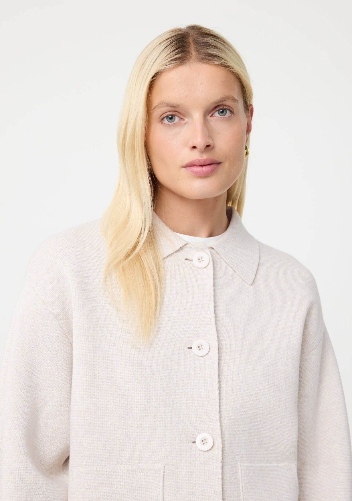 KNIT-TED VEST