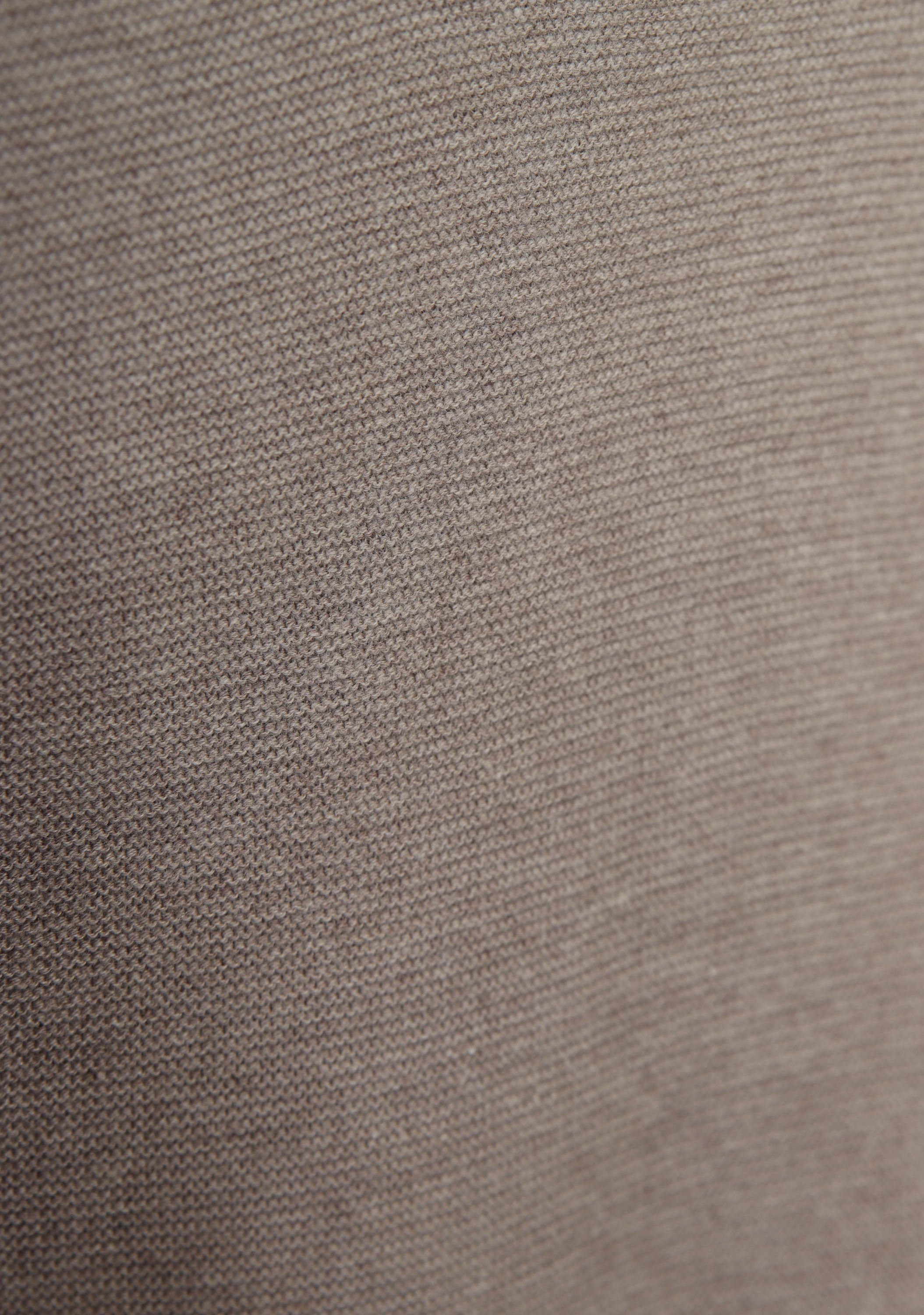 KNIT-TED TRUI