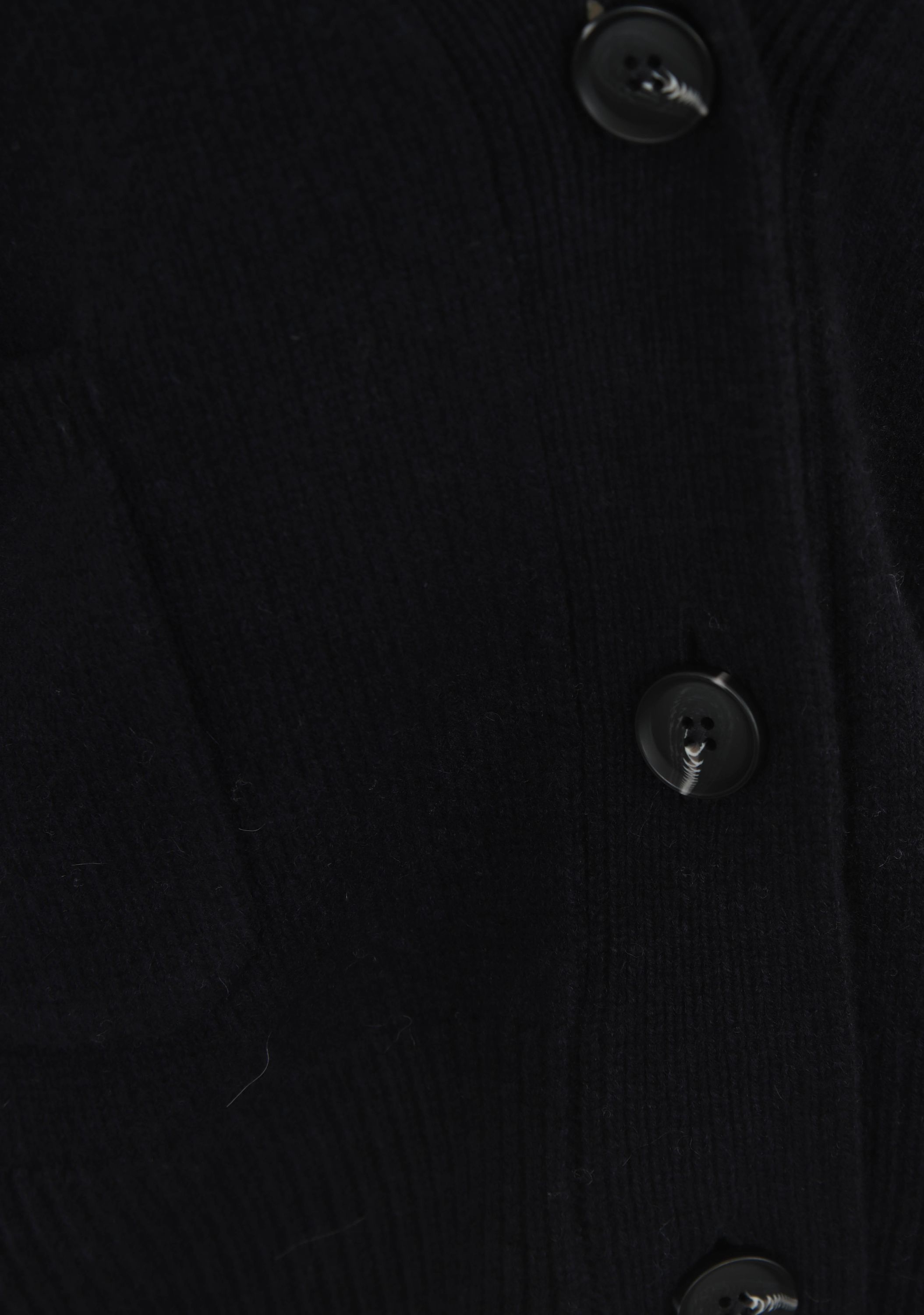 KNIT-TED VEST