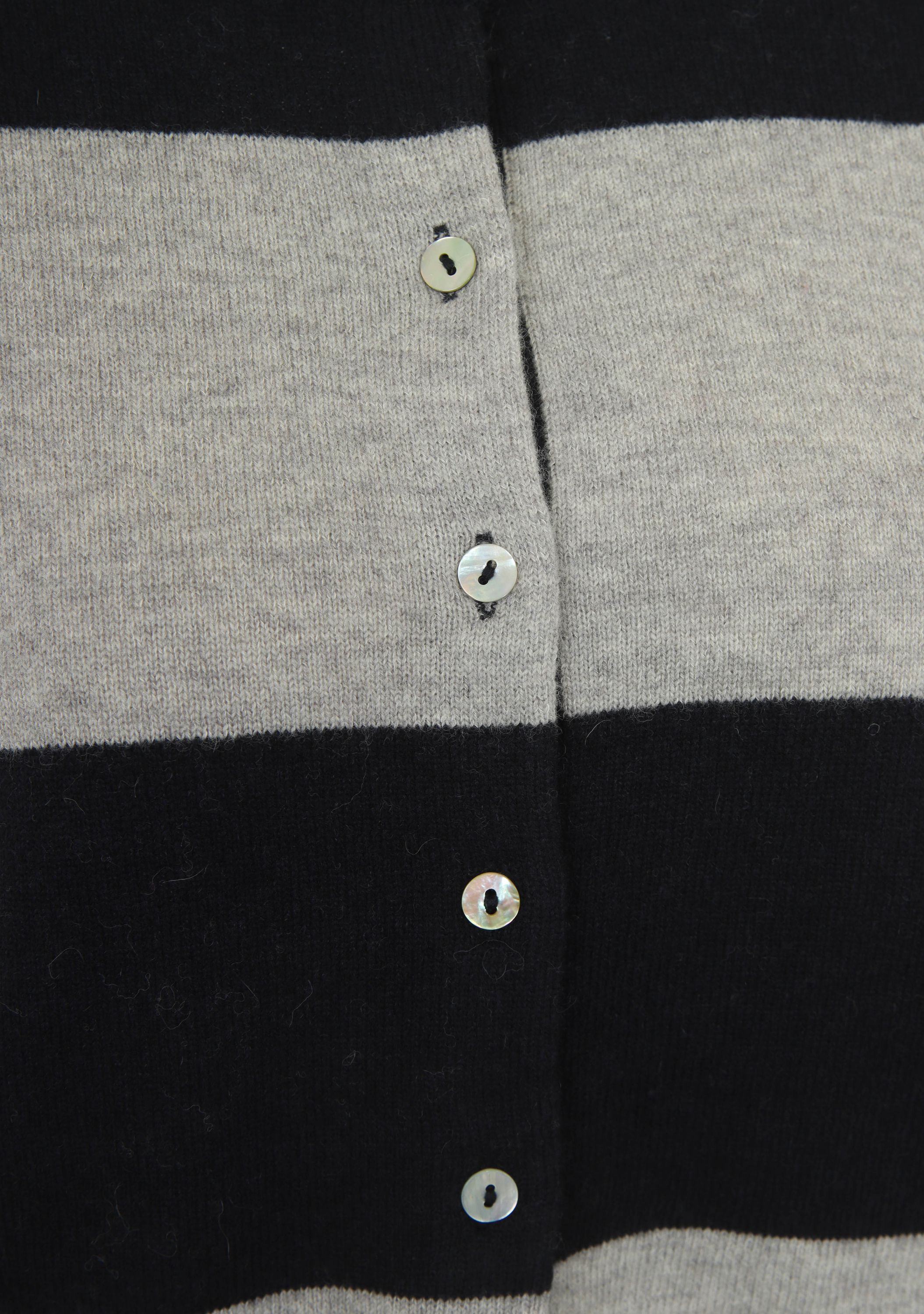 KNIT-TED TRUI