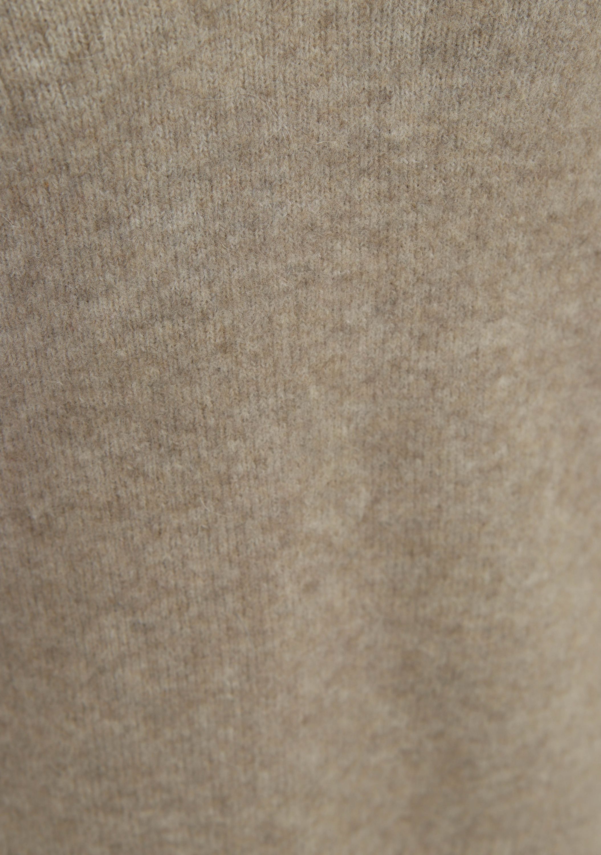 KNIT-TED TRUI