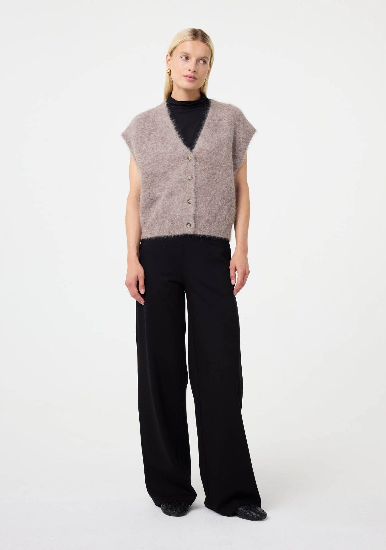 KNIT-TED GILET