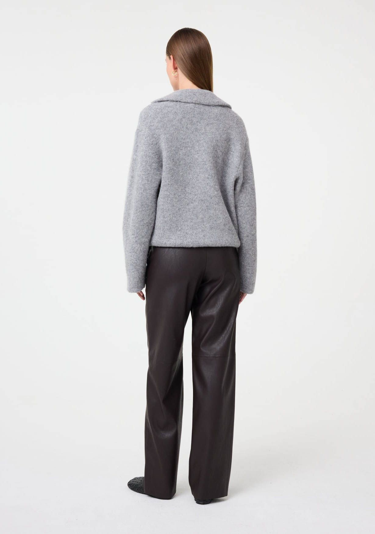 KNIT-TED VEST